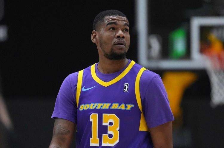 bob半岛体育平台-江南的城：山西正接触本赛季G联赛FMVP梅森-琼斯 后者有望登陆CBA