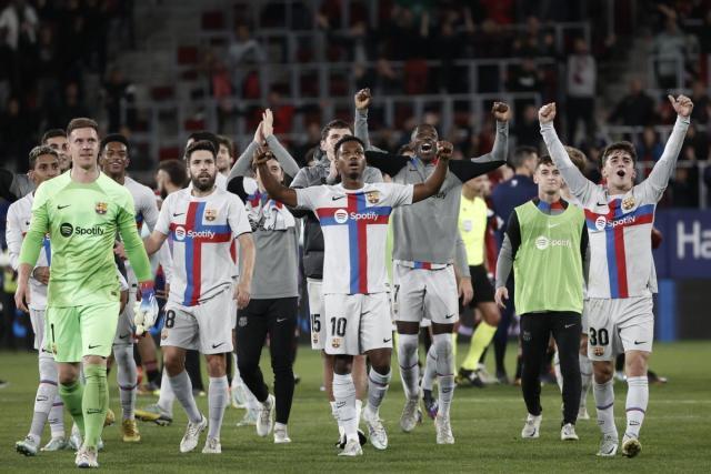 bob半岛体育官方网站-落后+莱万被罚下，巴萨需要这样的翻盘之战