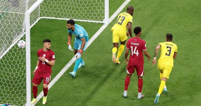 bob半岛体育官网-卡塔尔踢出国足既视感，东道主为什么这么怂？